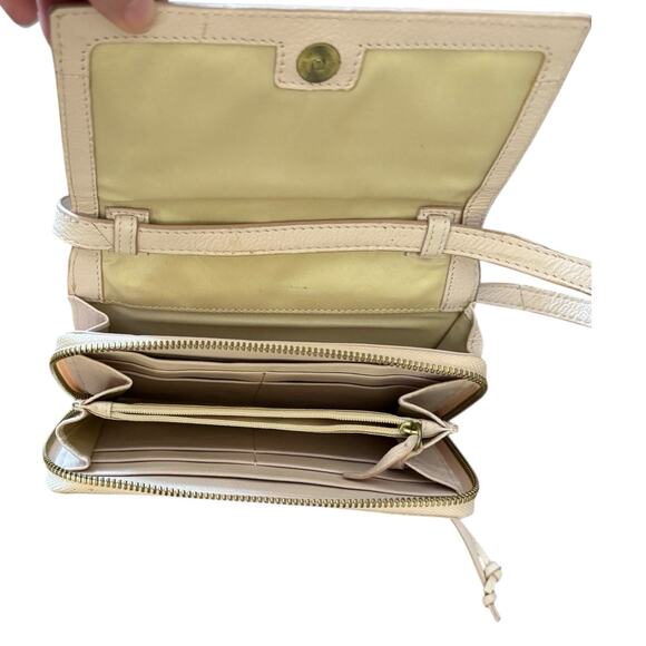 Lucky Brand Aila Convertible Leather Crossbody Wallet Organizer Pink Blush - Picture 11 of 11